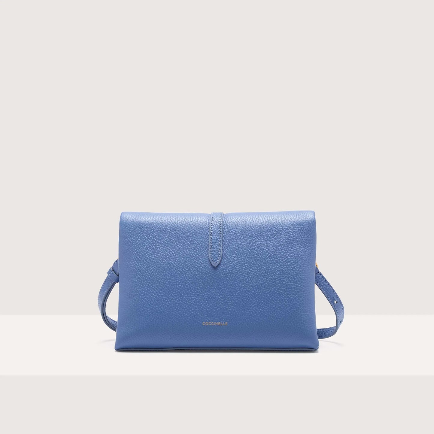 Coccinelle Dorian Small
