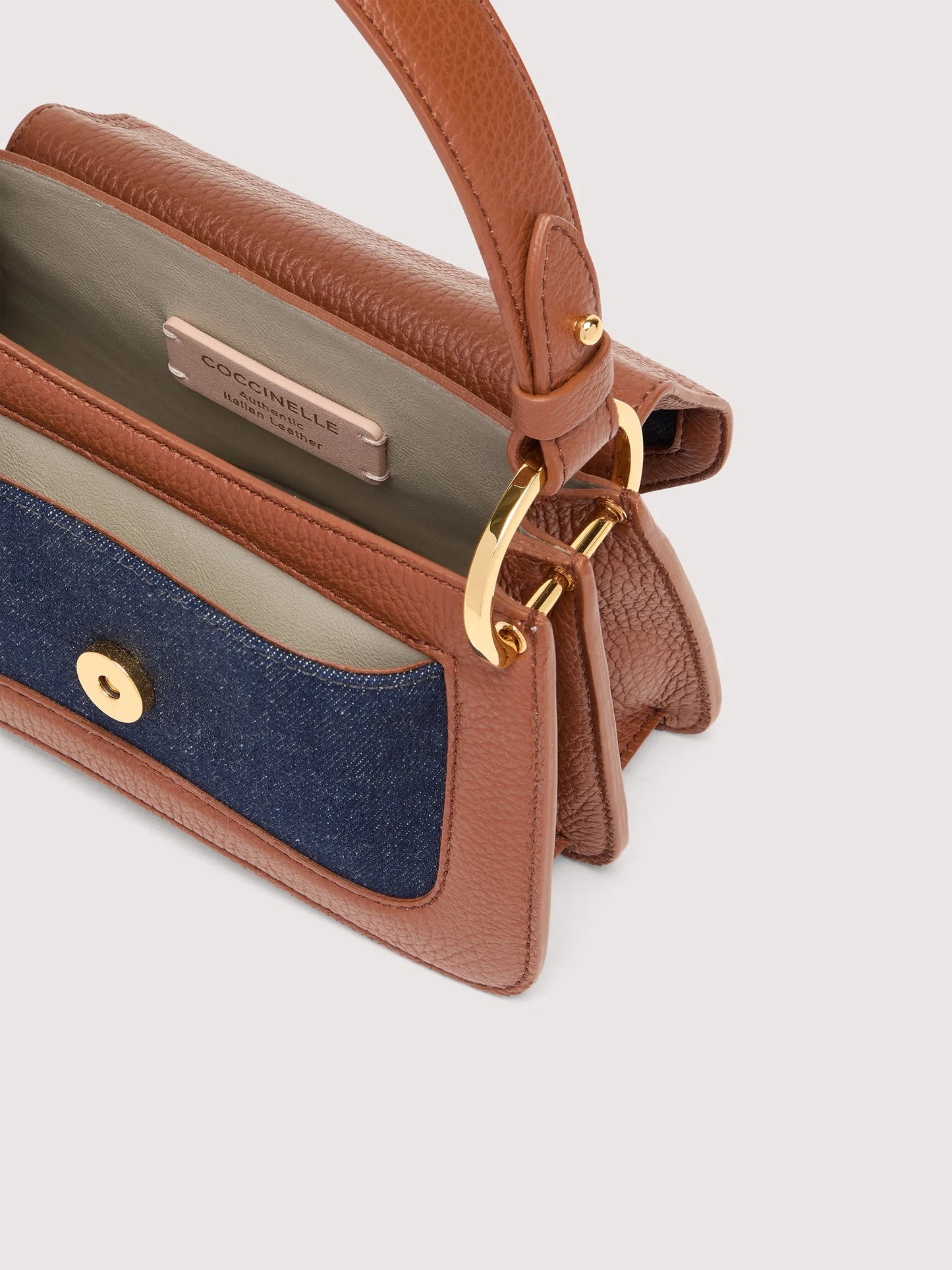 Coccinelle C-Me Mini